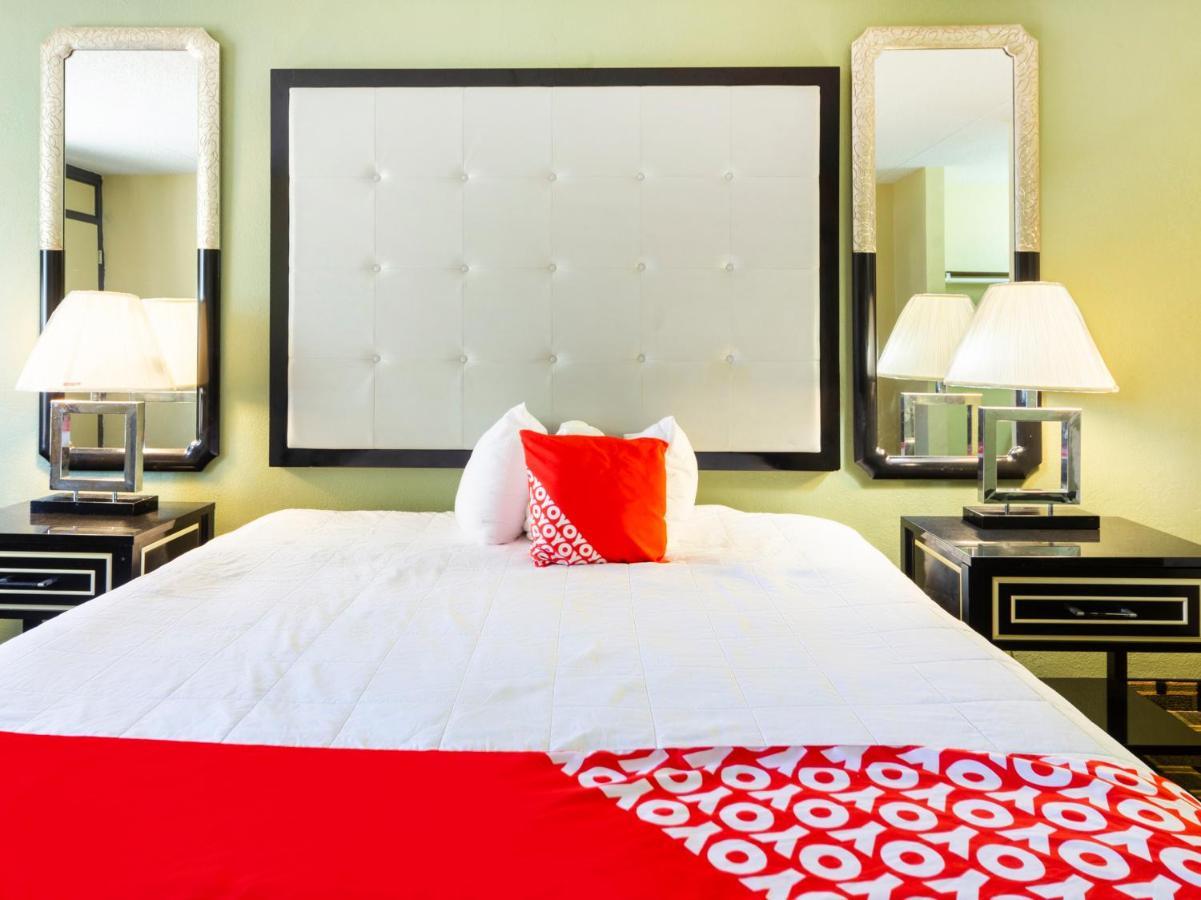 Hotel Budgetel And Suits Montgomery